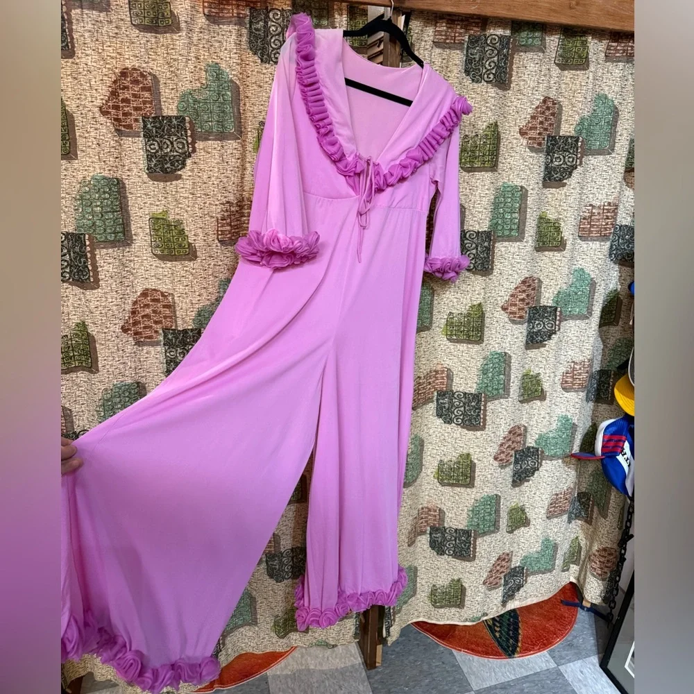 Vintage 1960s RARE Pink Ruffled Loungewear Jumpsuit